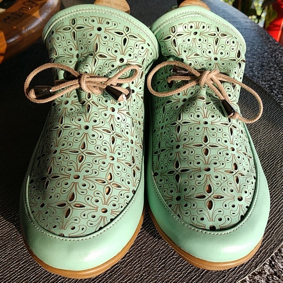 The Shoe Lab Shoes - The Shoe Lab ladies size 38 ballerina sneaker